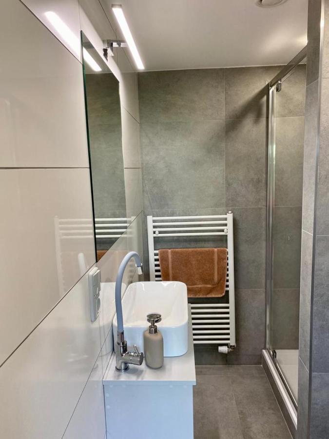 Apartman - E - Vyhlidka Nad Rekou Zdiby Eksteriør bilde